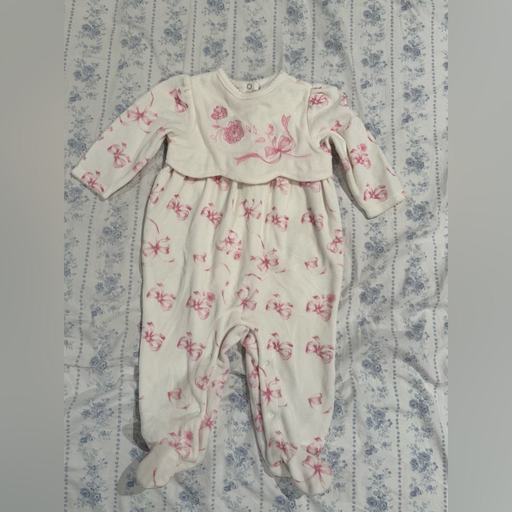 Vitamins Baby‎ Cream bow Onesie